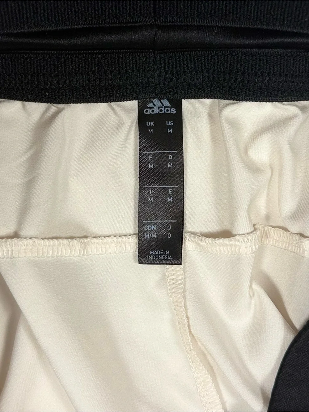 Adidas Axis Knit 3.0 cream black lightweight athletic fit shorts men's‎ medium